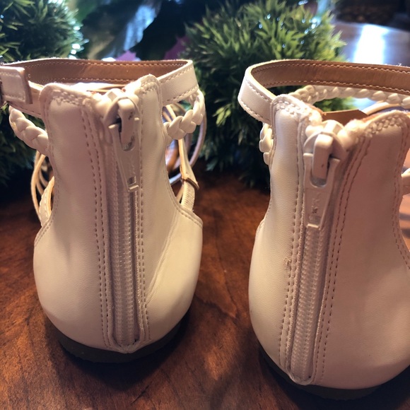 Girls Memory Foam Sandals - Picture 3 of 6